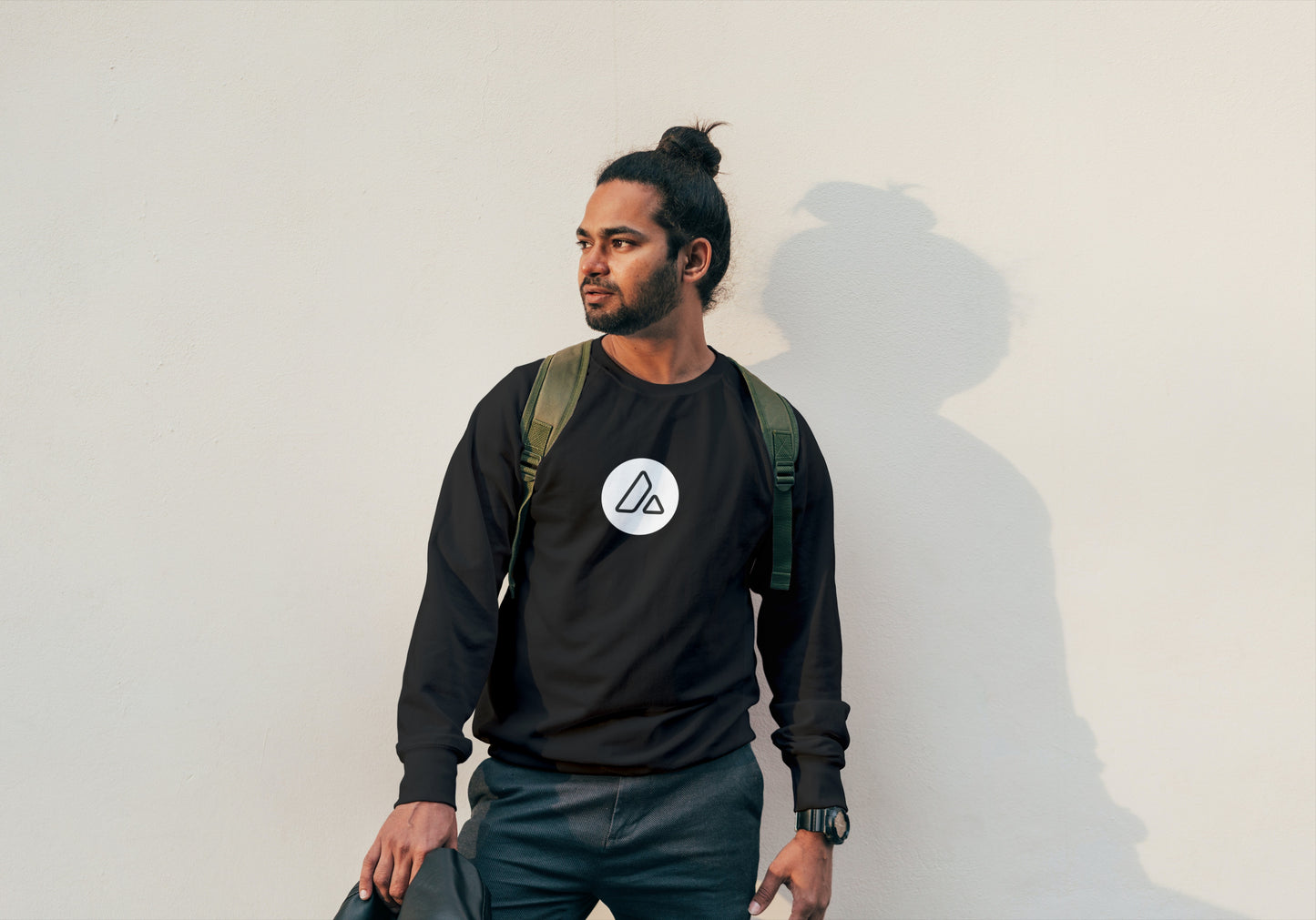 Avalanche Crypto Sweater Black