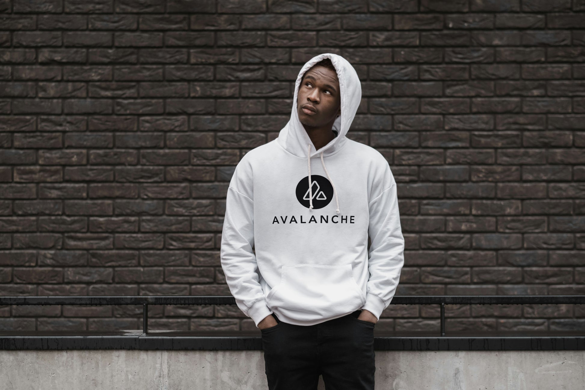 Avalanche Crypto Hoodie White