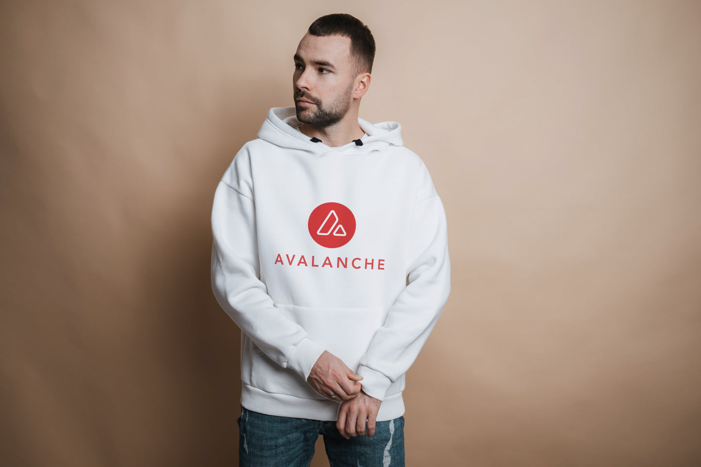 Avalanche Crypto Hoodie White Red